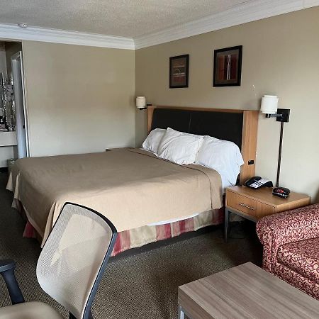 Southern Lodge Orangeburg Ngoại thất bức ảnh