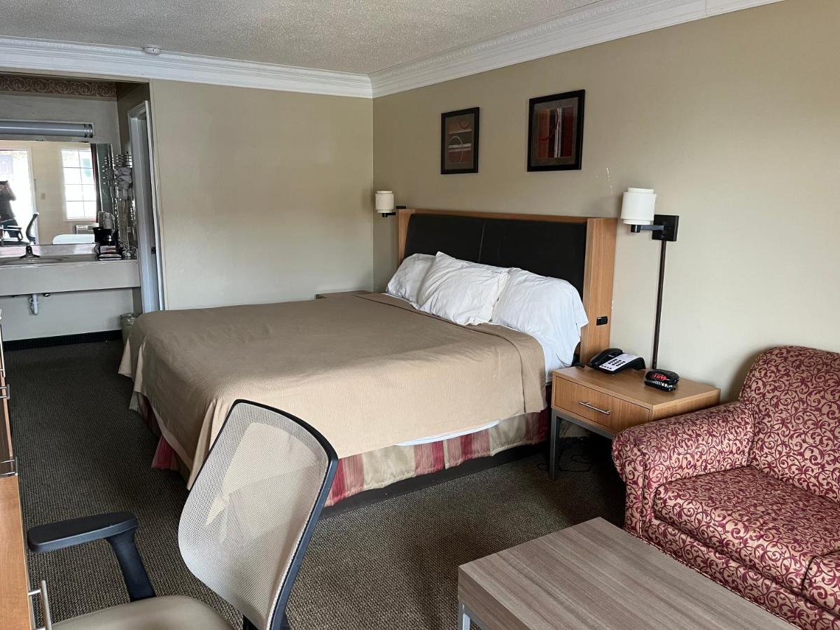 Southern Lodge Orangeburg Ngoại thất bức ảnh
